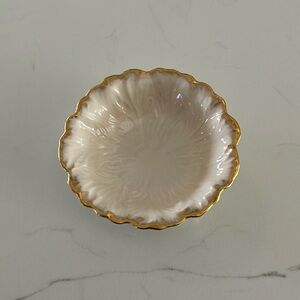 Lenox White and Gold Cabbage Bowl 24k Gold